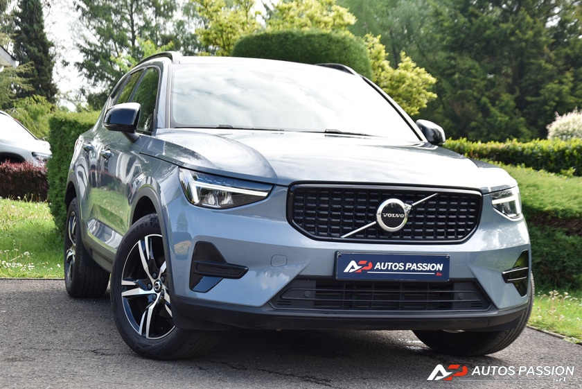 VOLVO XC40 DARK DESIGN