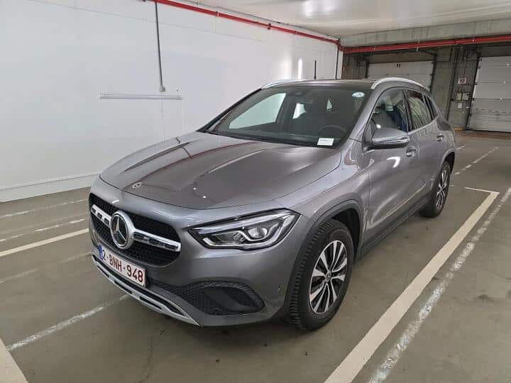 MERCEDES GLA 180 BUSINESS SOLUTION 2.0
