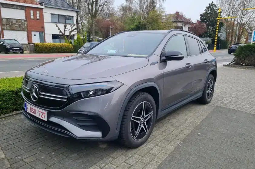 MERCEDES EQA250 PACK AMG