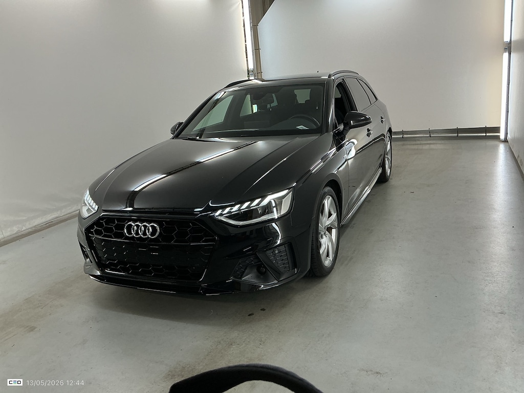 AUDI A4 AVANT S-LINE