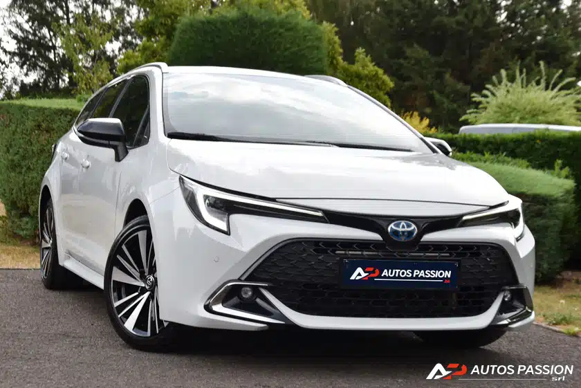 TOYOTA COROLLA TOURING SPORTS