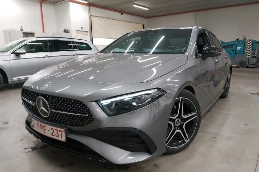 MERCEDES A180 PACK AMG SHADOW LINE